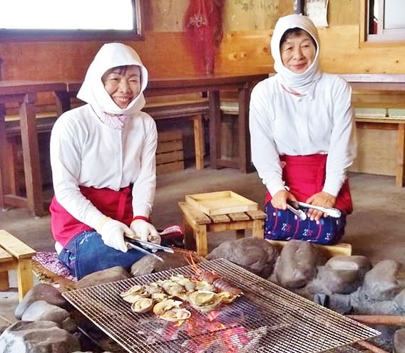 海女小屋はちまんかまど