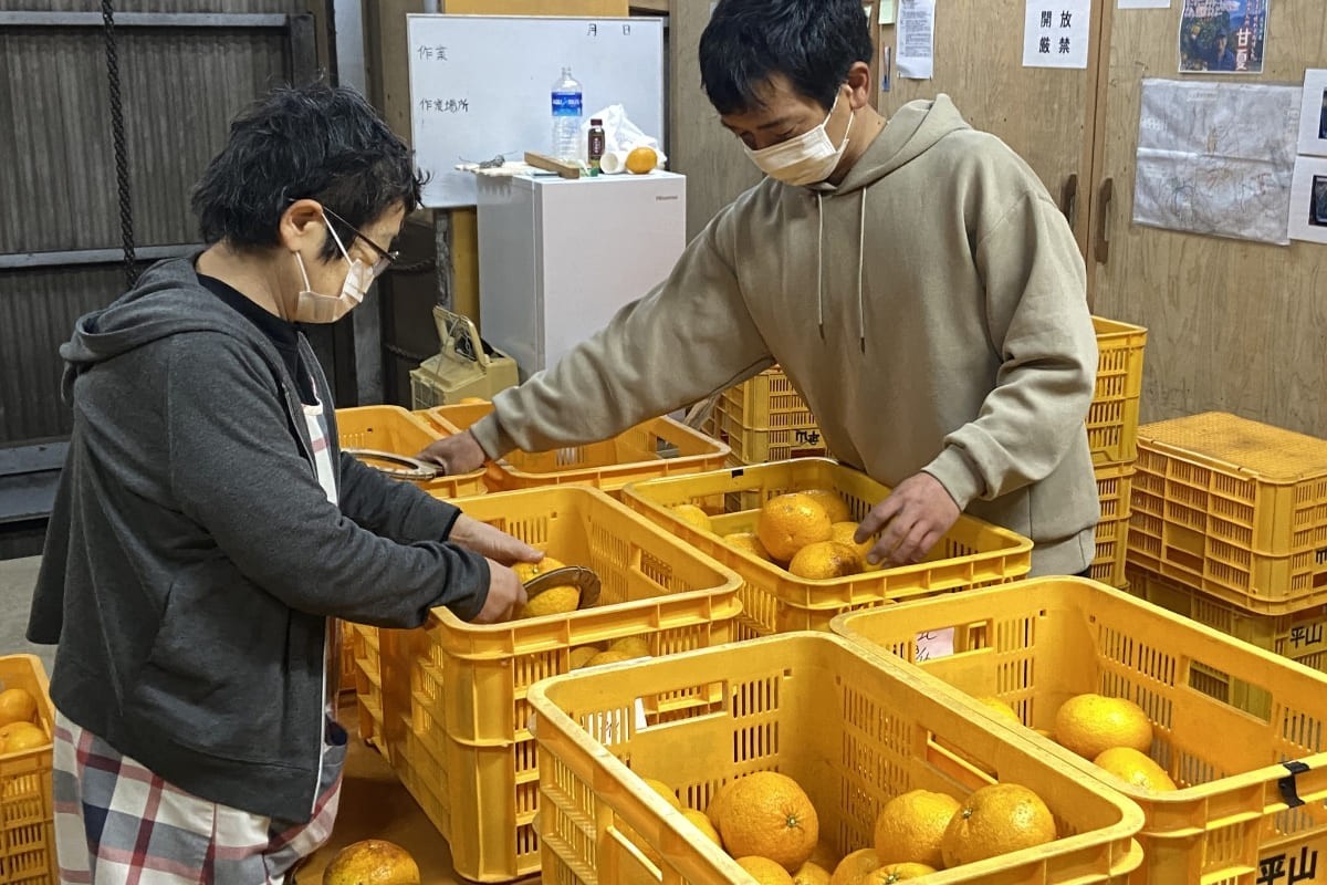 積極的に地元の人々と交流。職場では見えない、新たな発見盛り沢山の2泊3日。