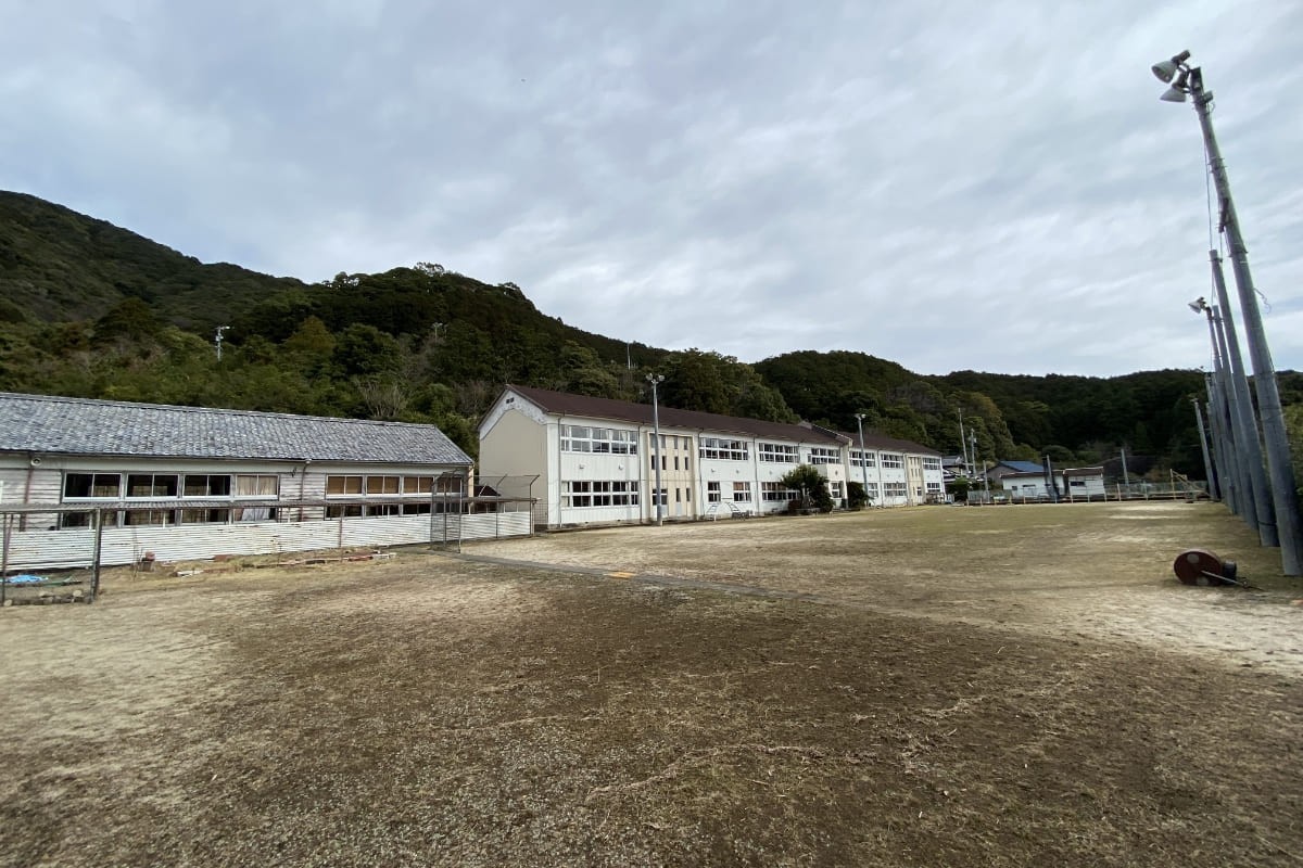 積極的に地元の人々と交流。職場では見えない、新たな発見盛り沢山の2泊3日。