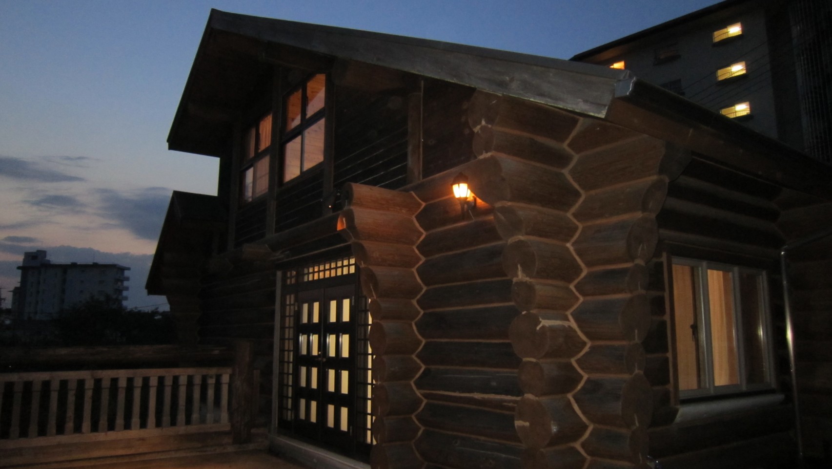 私人木屋 洛基